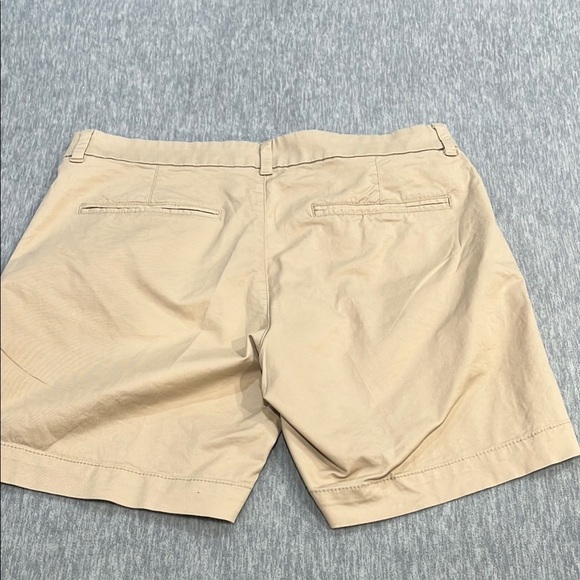 Classic Tan Shorts - Picture 6 of 7